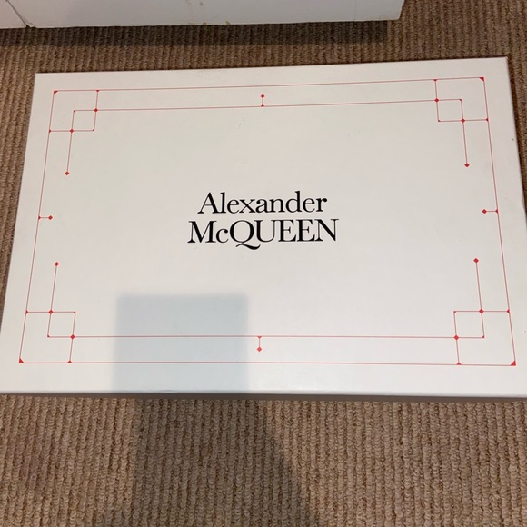 - Authentic Red & White Alexander McQueen Sneakers. - Picture 5 of 7